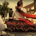 Háromszáz néptáncos a XXIII. Sárközi Lakodalmon